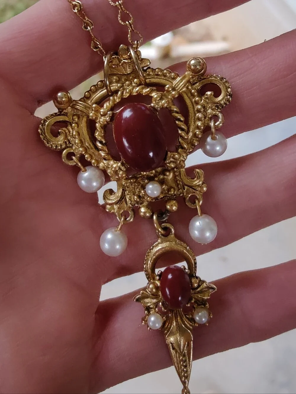Vintage Florenza Pendant Necklace
